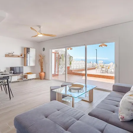 Terraza De Gigantes By Interhome